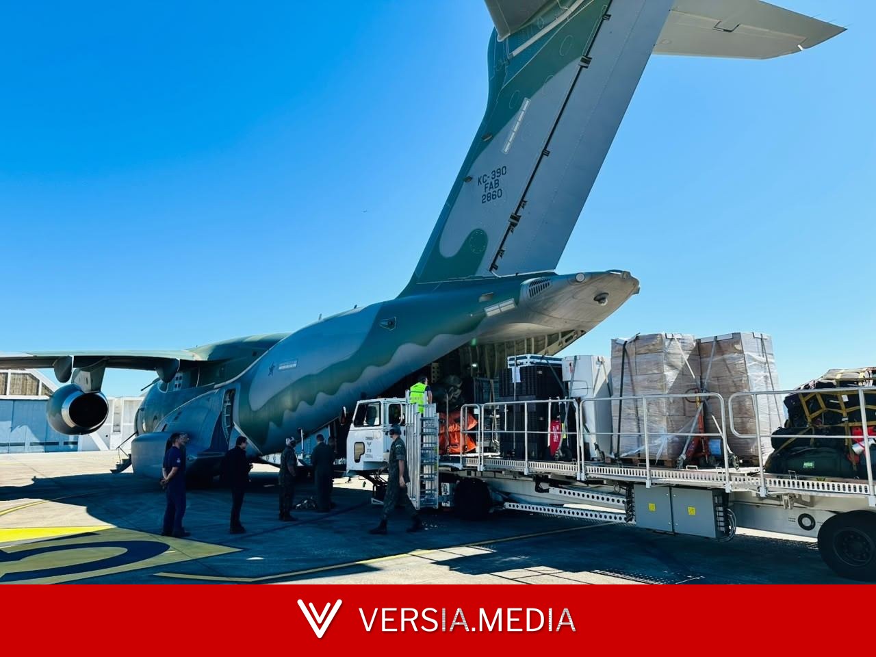 Após terremotos, FAB resgata 13 brasileiros que estavam na Venezuela