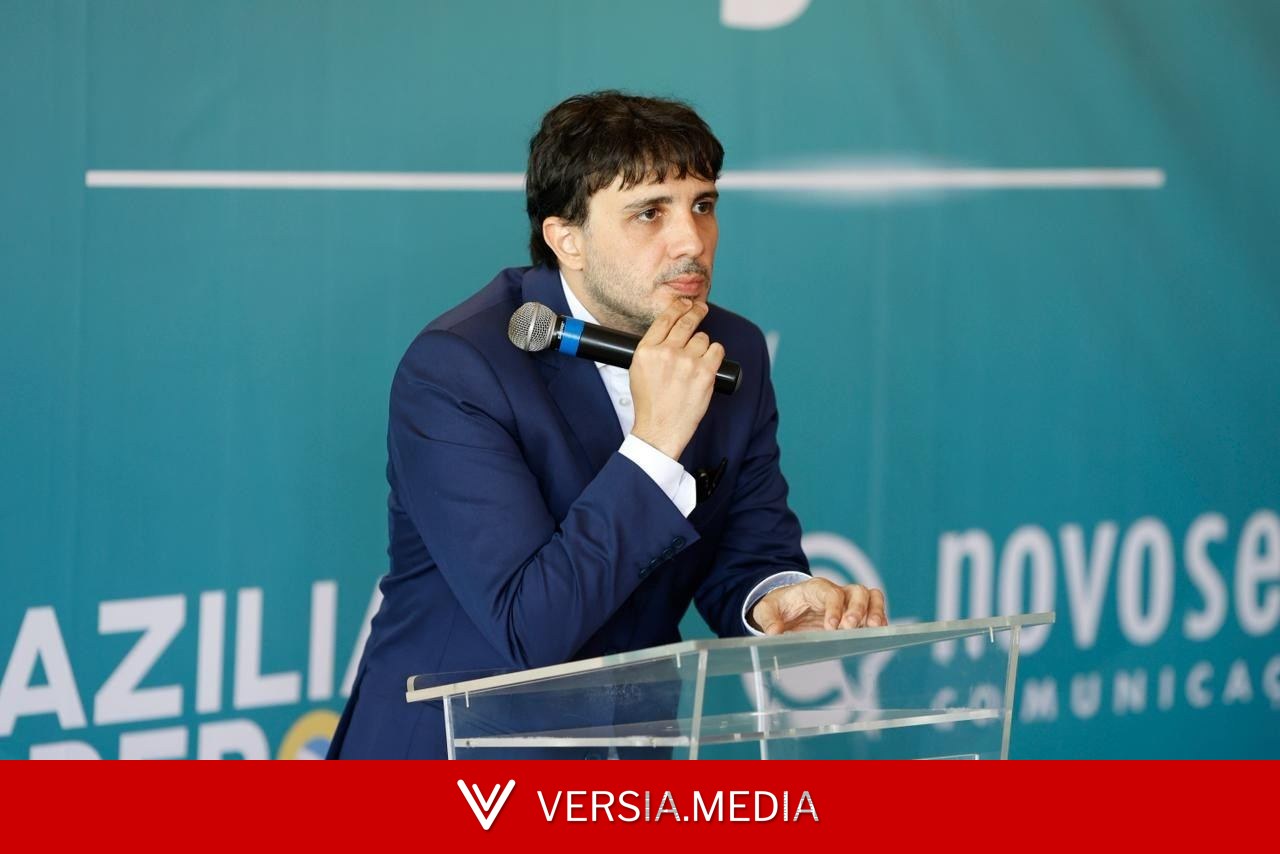 Renan Santos cita crise com Michelle e rejeição alta para afirmar que pré-candidatura de Flávio é inviável: 'Derrotado certo'