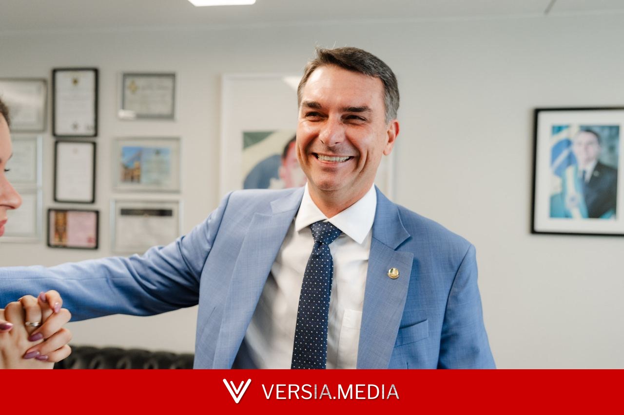 Flávio Bolsonaro dedicou a maior parte da vida à política e segue passos do pai ao se candidatar à Presidência