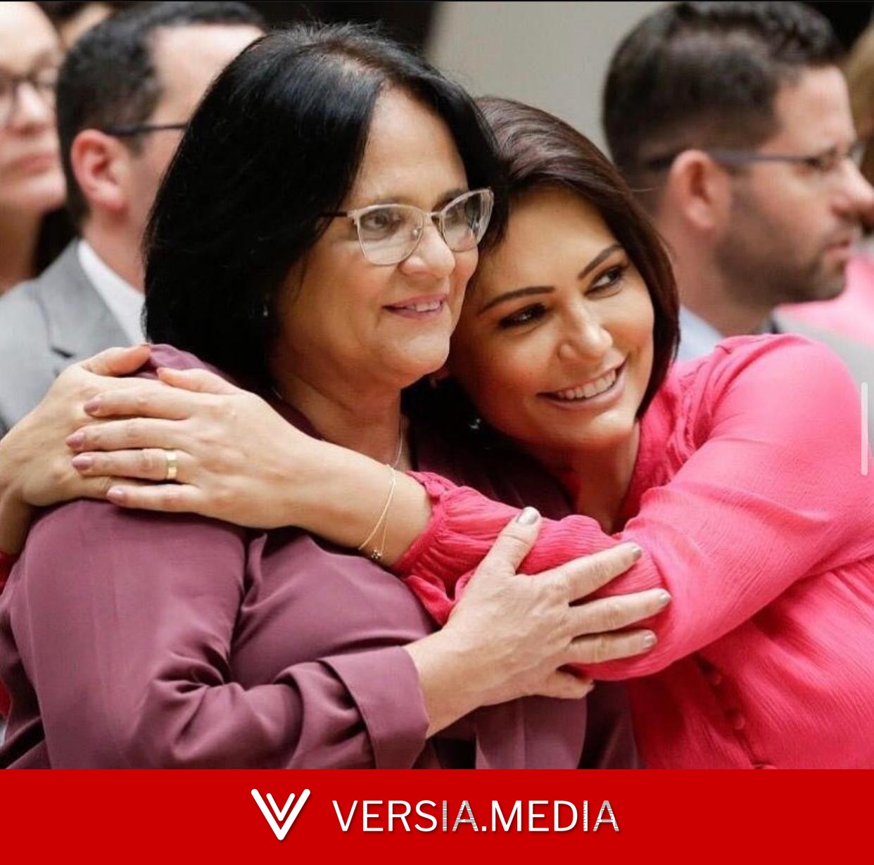 Damares diz que Michelle Bolsonaro ainda não decidiu sobre candidatura ao Senado