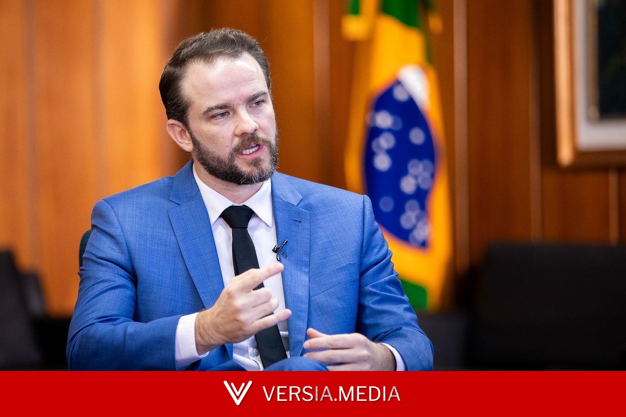Durigan diz que possível tarifaço dos EUA seria 'desproporcional' e que empresários e famílias do Brasil não podem ser prejudicados